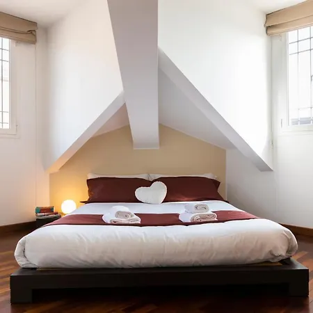 Oskar - Tre Ponti Apartment